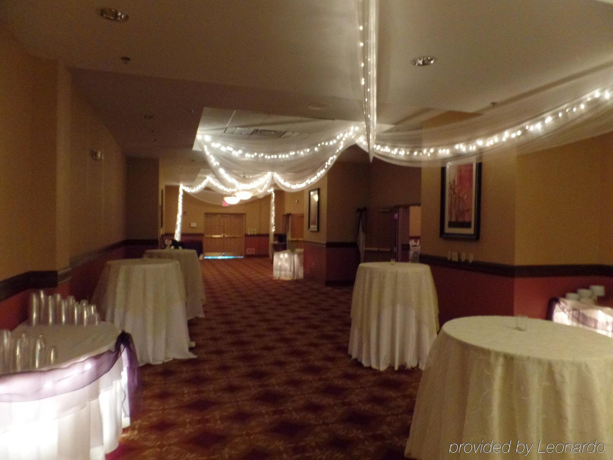 Holiday Inn Hotel & Suites Owatonna Eksteriør bilde